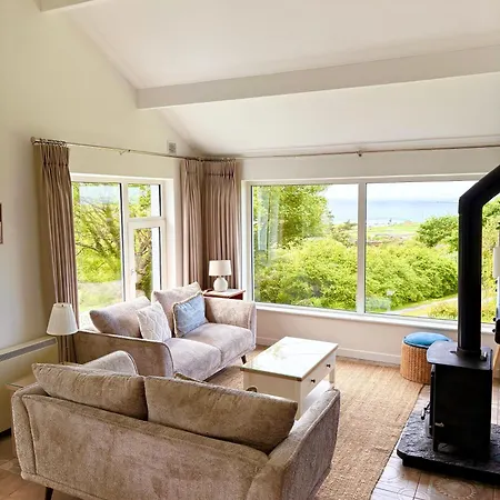 Sandy Gardens House, Lettergesh Gowlaun